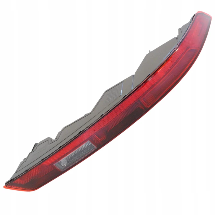 LAMPA ZDERZAKA TYLNEGO TYŁ PRAWA PRZECIWMGIELNA 80A945070 AUDI Q5 80A 16-20
