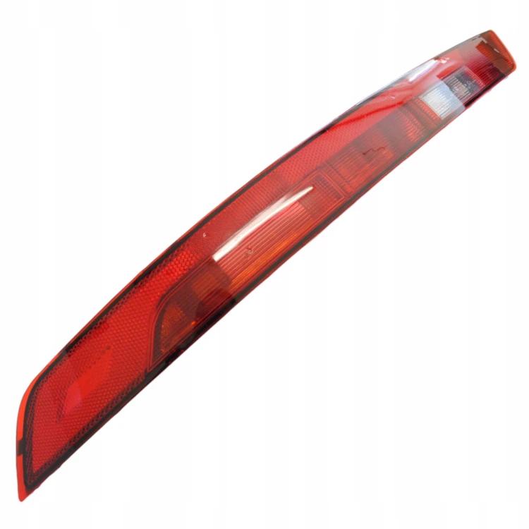 LAMPA ZDERZAKA TYLNEGO TYŁ LEWA PRZECIWMGIELNA AUDI Q5 80A 16-20 80A945069