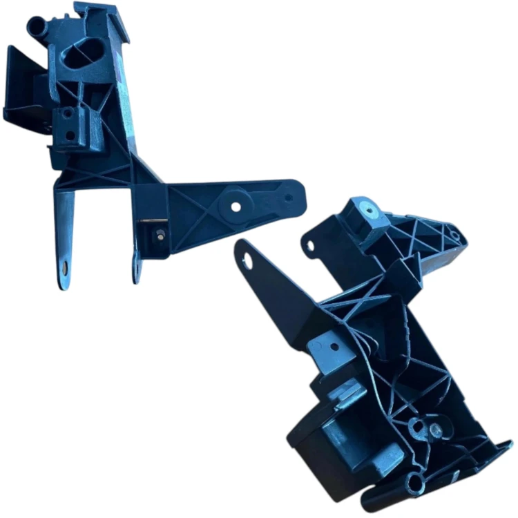 OKULAR LEWY wspornik mocowanie pasa A1776208000 MERCEDES W177 W247 C118 18-