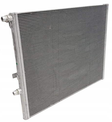 Chłodnica NISKICH TEMPERATUR BMW 5 G30 G31 6 G32 7 G11 G12 17118484638