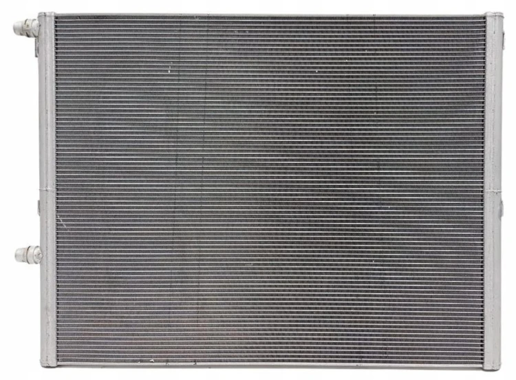 Chłodnica NISKICH TEMPERATUR BMW 5 G30 G31 6 G32 7 G11 G12 17118484638