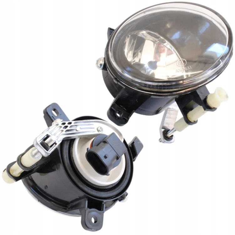 Audi A4 B8 A6 C6 Q5 8R Seat EXEO HALOGEN PRAWY lampa przeciwmgielna prawa