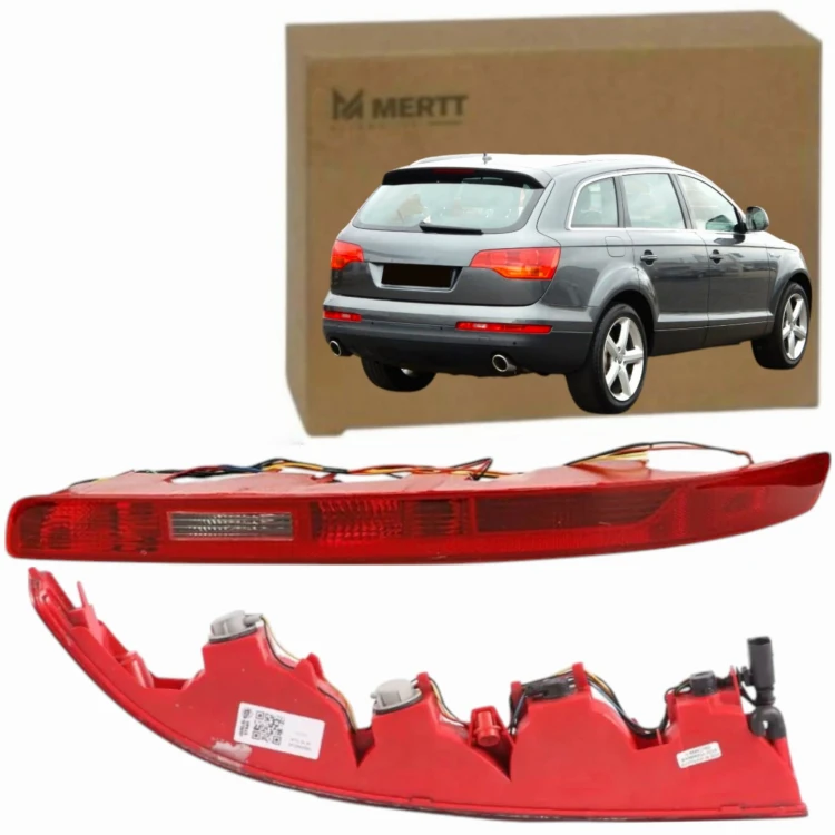 LAMPA TYLNA PRAWA TYŁ ZDERZAKA TYLNEGO PRZECIWMGIELNA AUDI Q7 4L 2005-2015