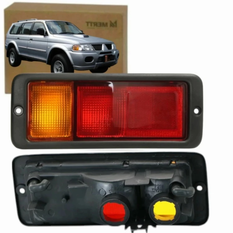 MITSUBISHI PAJERO II 1991-2000 Lampa tylna lewa MB861939 MB683963