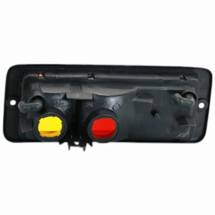 Lampa tylna prawa MB861940 MB683976 MITSUBISHI PAJERO II 1991-2000