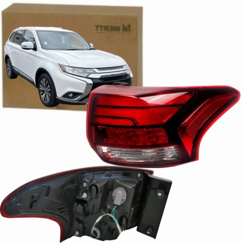 MITSUBISHI OUTLANDER 2015-2021 LAMPA TYLNA PRAWA 8330B174, 8330A998