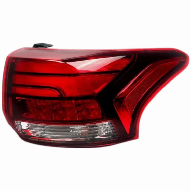 MITSUBISHI OUTLANDER 2015-2021 LAMPA TYLNA PRAWA 8330B174, 8330A998