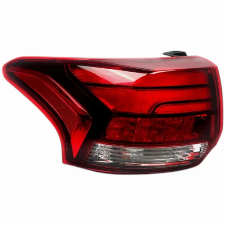 MITSUBISHI OUTLANDER 2015-2021 LAMPA TYLNA LEWA 8330A997 8330B173