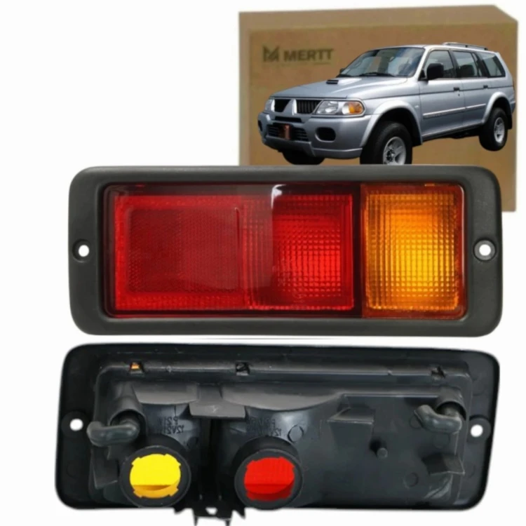 MITSUBISHI PAJERO II 1991-2000 Lampa tylna prawa MB861940 MB683976