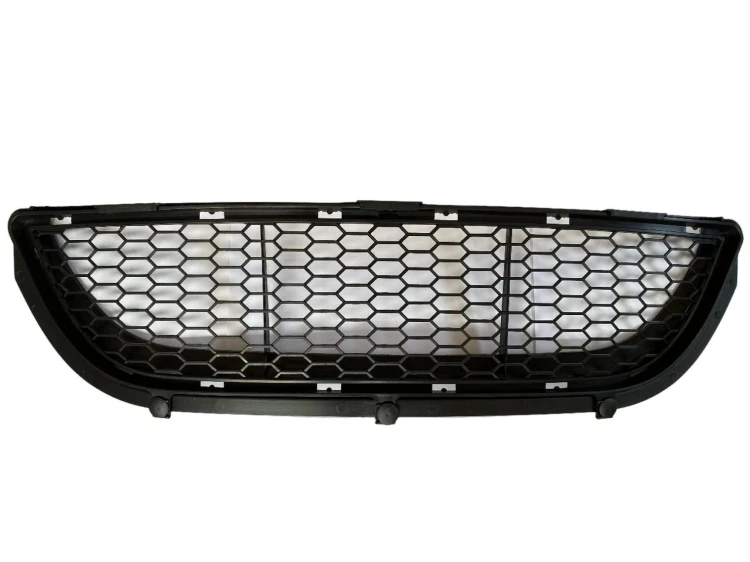 KRATKA ZDERZAKA ATRAPA PRZEDNIA ŚRODKOWA BMW 3 E90 LIFT M PAKIET 8047365