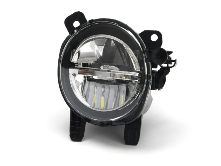 ŚWIATŁO LAMPA PRZECIWMGIELNA HALOGEN LED LEDOWY PRAWY BMW F20 F30 F31 F45