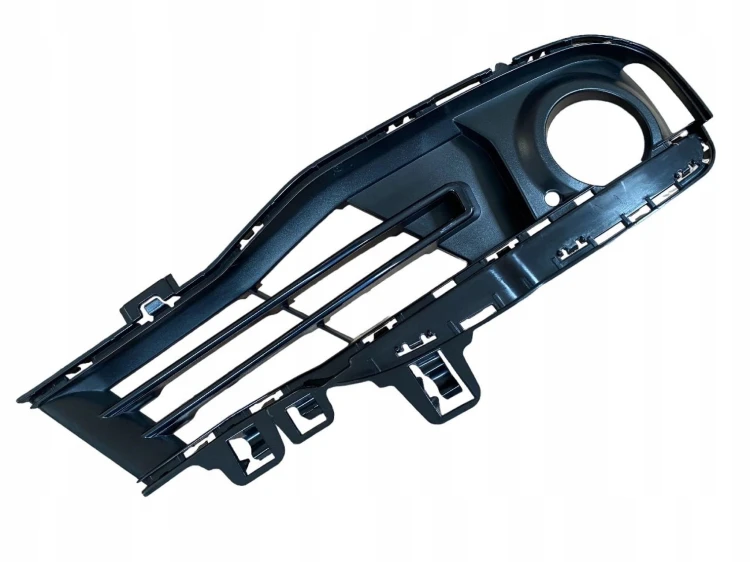 KRATKA PRAWA atrapa zderzaka przód BMW 3 F30 F31 LCI LIFT 51117396878