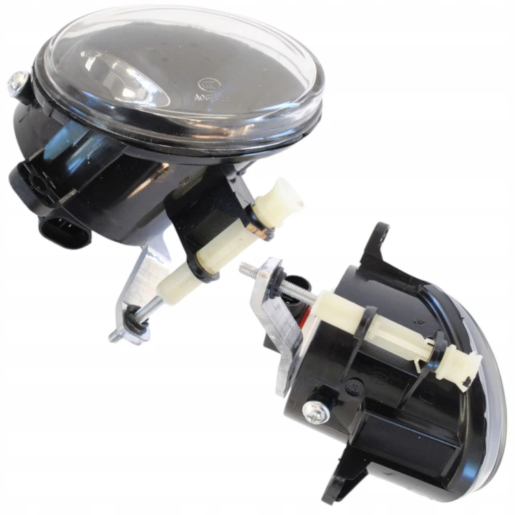 HALOGEN PRAWY lampa przeciwmgielna prawa Audi A4 B8 A6 C6 Q5 8R Seat EXEO