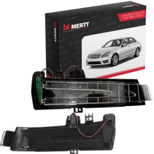 Mercedes W176 W246 W204 W212 C218 Kierunkowskaz migacz w Lusterku Lewy
