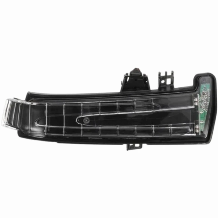 Mercedes W176 W246 W204 W212 C218 Kierunkowskaz migacz w Lusterku PRAWY