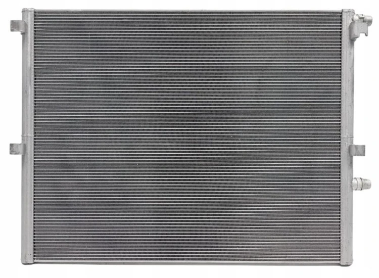 Chłodnica dodatkowa BMW 5 G30 G31 6 G32 7 G11 G12 17118664919 17118619621