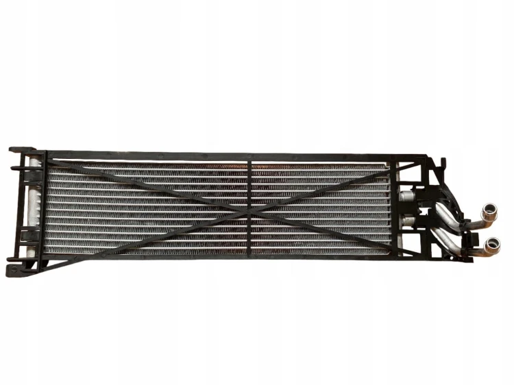Chłodnica oleju 17218642748 BMW X5 G05 X6 G06 X7 3.0 40i 2019+