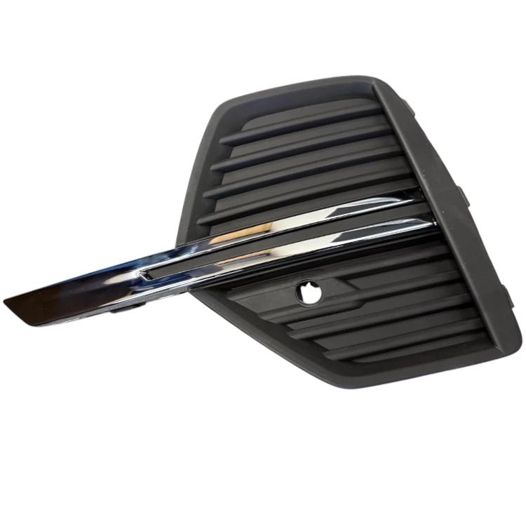 KRATKA ZDERZAKA LEWA + CHROM dekor listewka atrapa VOLVO XC60 II 2021+