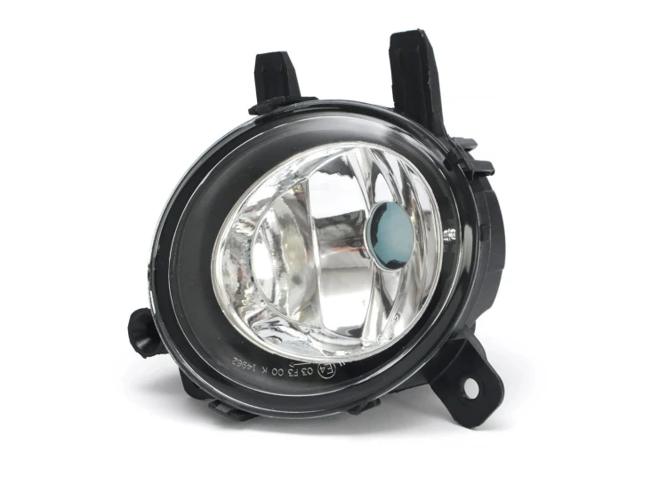 BMW F20 F21 F30 F31 F32 F34 F32 F33 F36 HALOGEN lampa przeciwmgielna PRAWY