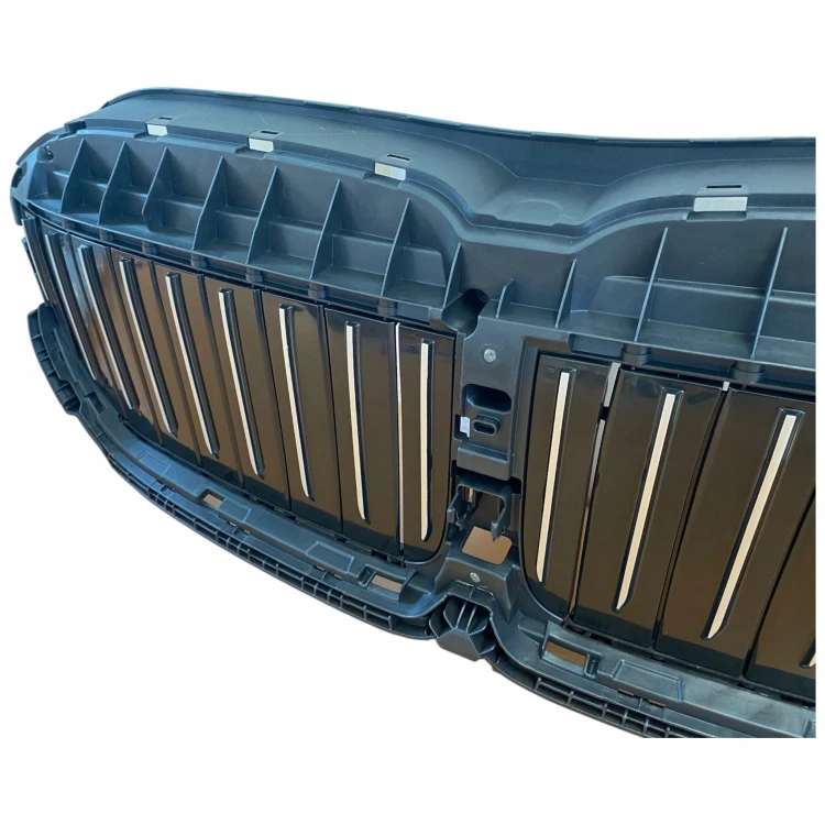 WLOT POWIETRZA kierownica roleta żaluzja BMW 7 G11 G12 19+ 51139465290