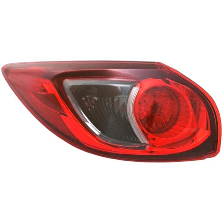 LAMPA TYLNA ZEWNĘTRZNA LEWA KD5451160C KD5451160D MAZDA CX-5 2012-2017