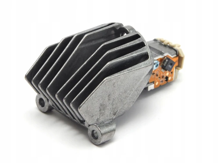 MODUŁ LED JEŻ DRL ŚWIATEŁ RINGÓW RING BMW 5 F10 F11 FL 63117343876 7343876