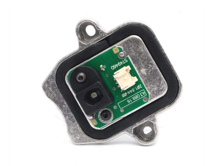 MODU ŚWIATEŁ DZIENNYCH DRL LED BMW 3 F30 F31 3 PIN 63117419615