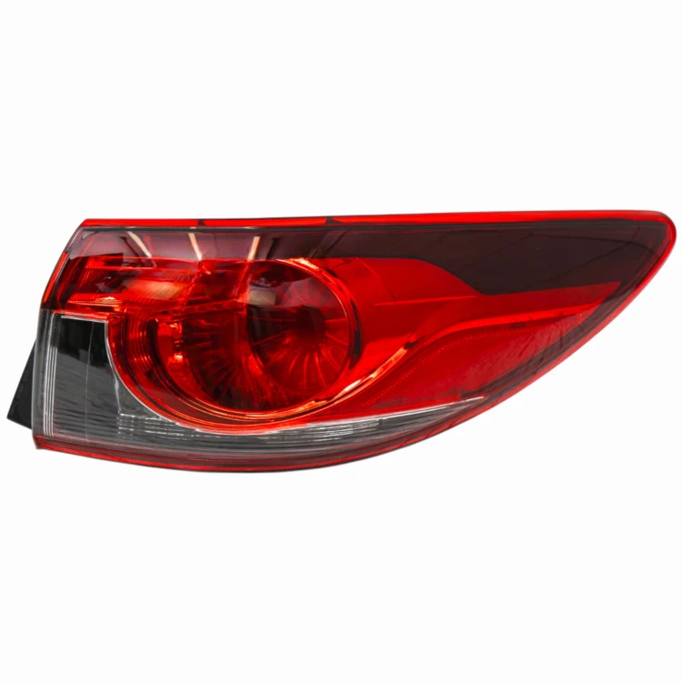 SEDAN LAMPA W BŁOTNIK TYLNA PRAWA GJR951151A MAZDA 6 III GJ 2012-2018