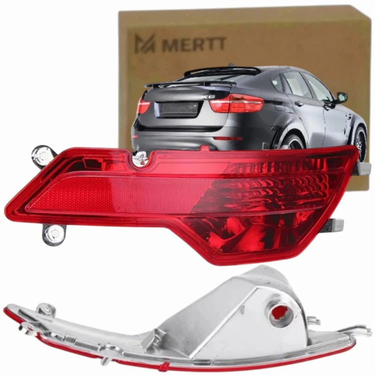 BMW X6 E71 2007-2014 LAMPA PRZECIWMGIELNA TYŁ LEWA Z ODBLASKIEM 63147187219