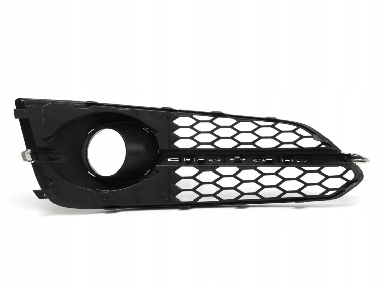 AUDI A8 D4 S8 LIFT 2013- KRATKA ZDERZAKA ATRAPA CHROM LEWA 4H0807679AF