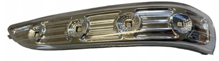 LED KIERUNKOWSKAZ prawy w lusterko migacz do HYUNDAI IX35 2009-2015