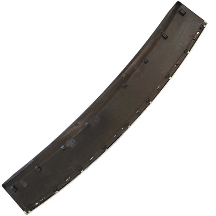 NAKLADKA ZDERZAKA LISTWA OSŁONA TYŁ TYLNA DODGE GRAND CARAVAN 2008-2020