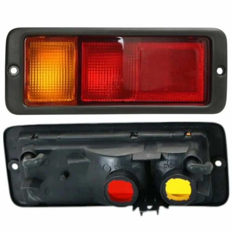Lampa tylna PRAWA LEWA MB683976 MITSUBISHI PAJERO II 1991-2000 MB861940