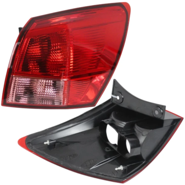 LAMPY TYLNE ZEWNĘTRZNE PRAWA LEWA NISSAN QASHQAI 2007-2010 KOMPLET