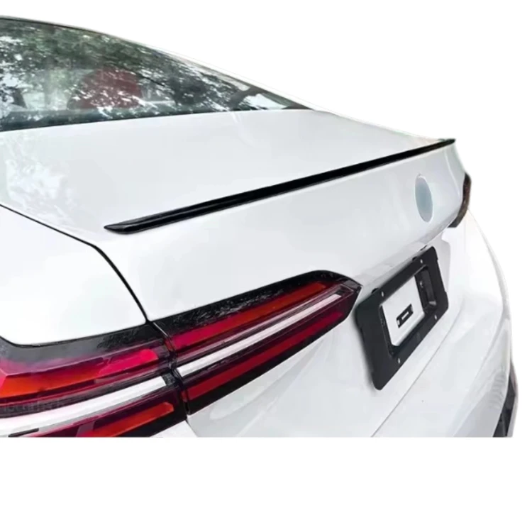 SPOILER LOTKA DOKŁADKA POKRYWY BAGAŻNIKA SPOJLER BMW 5 G60 CZARNY POŁYSK