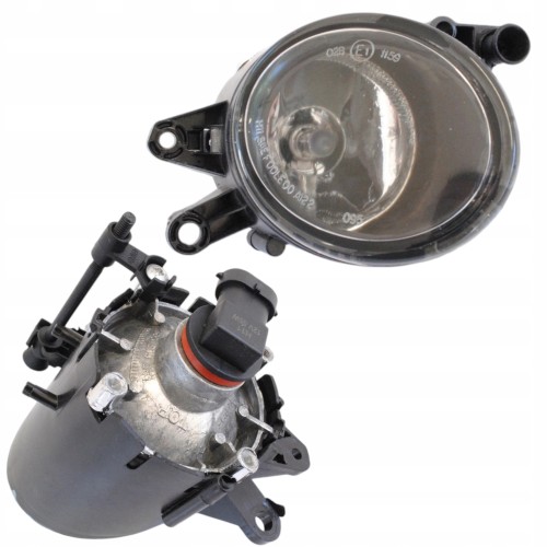 Audi A4 B6 2000-2004 Halogen LAMPA PRZECIWMGIELNA Przód Lewy 8E0941699