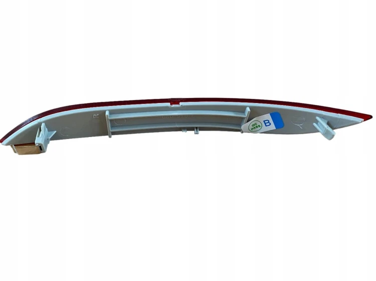 ODBLASKI TYLNE BLENDY ZDERZAKA PRAWA LEWA KOMPLET BMW 5 E60 03-07