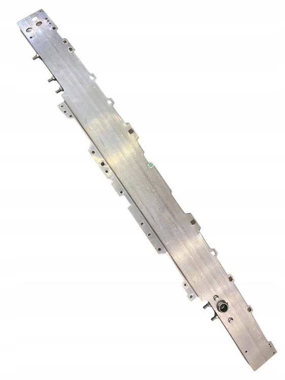 BELKA ZDERZAKA przód przednia aluminium Mercedes C klasa W205 C205 14-21