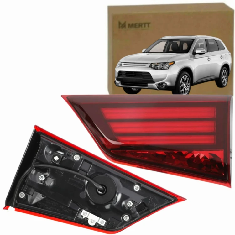 MITSUBISHI OUTLANDER III GF 2015-2021 LAMPA TYLNEJ KLAPY PRAWA 8331A180