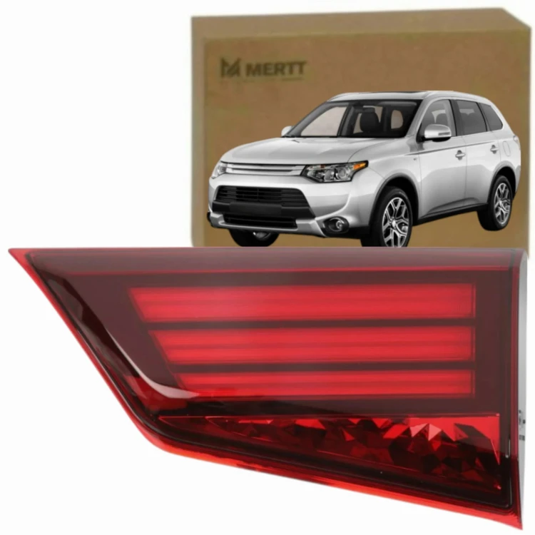 MITSUBISHI OUTLANDER III GF 2015-2021 LAMPA TYLNEJ KLAPY PRAWA 8331A180